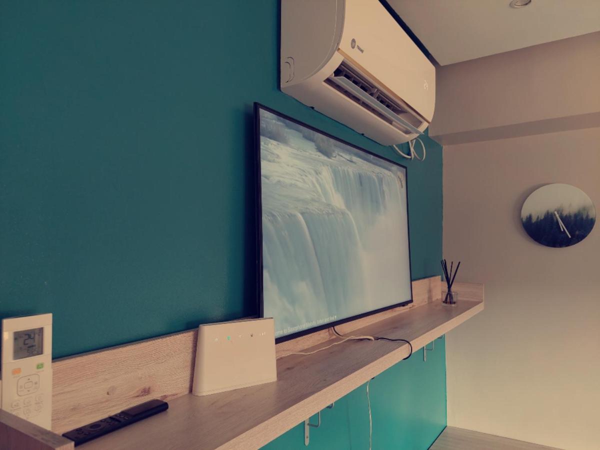 Studio De Luxe وجدة المظهر الخارجي الصورة