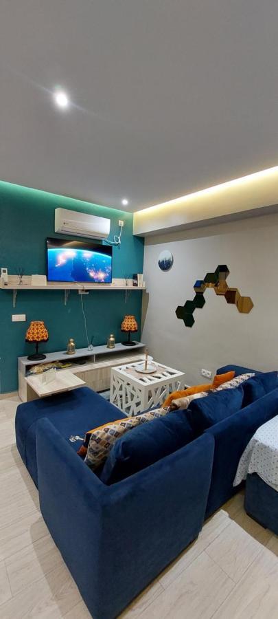 Studio De Luxe وجدة المظهر الخارجي الصورة